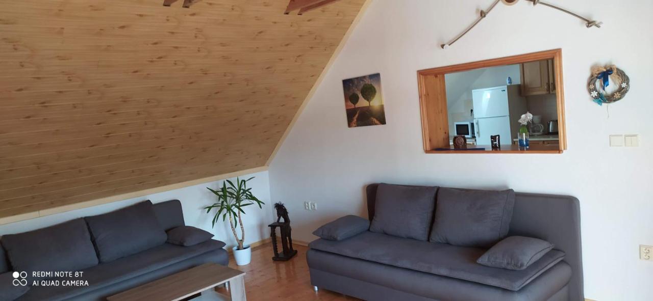 Apartmany Natalie Dvory nad Luznici Екстер'єр фото